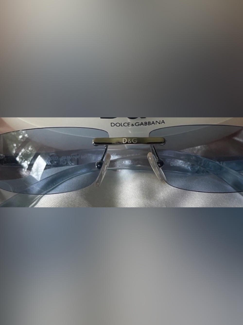 Vintage Y2K Dolce Gabbana D & G 2065 Blue Rimless Rectangular Sunglasses